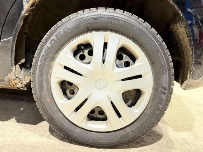 フィット1.3 G スマートセレクション ファインスタイル 4WD　防錆塗装4WDTVナビBカメエンスタETC夏冬タイヤ 1300