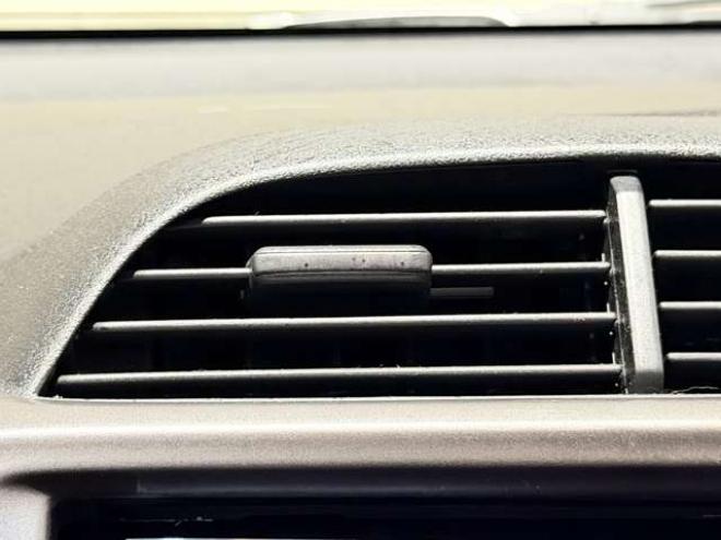 フィット1.3 G スマートセレクション ファインスタイル 4WD　防錆塗装4WDTVナビBカメエンスタETC夏冬タイヤ 1300