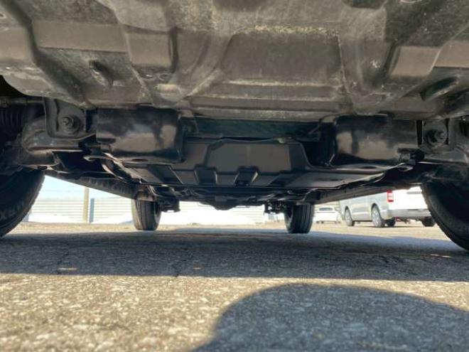 ハイエースバン2.8 DX ロング ディーゼルターボ 4WD　4WD　9人乗り　社外ナビ 2800