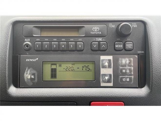 ハイエースバン2.8 中温強化冷凍バン ロング ディーゼルターボ 4WD　 2800