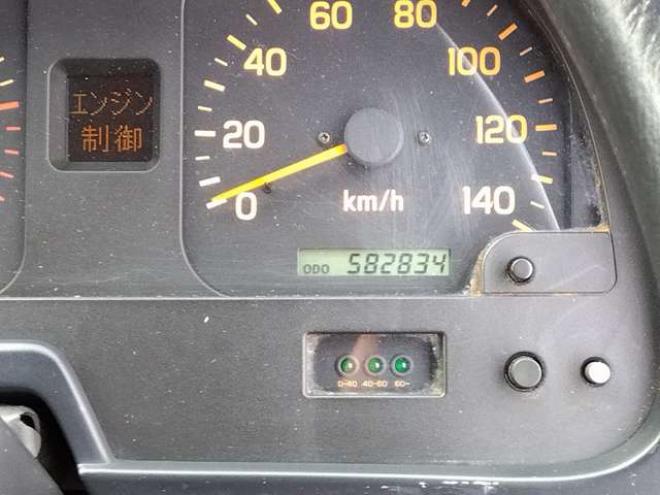 ギガ家畜運搬車　KL-CVR80P3　 2WD 15200