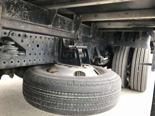 エルフドライバン 2PG-NPS88AN パブコ　 4WD 2990