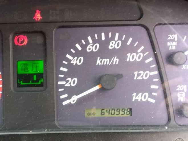 ギガ平ボディ(原木運搬車)　PDG-CYZ52V8　 2WD 15680