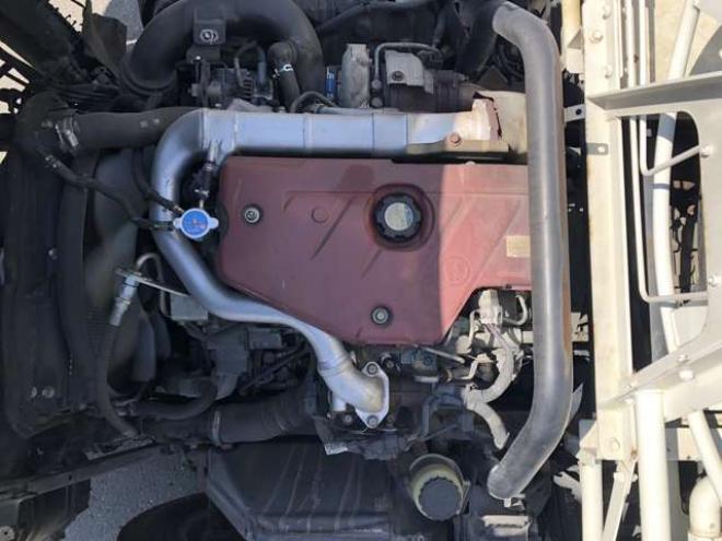デュトロタンクローリー　SKG-XZU675M 極東開発工業　 4WD 4000
