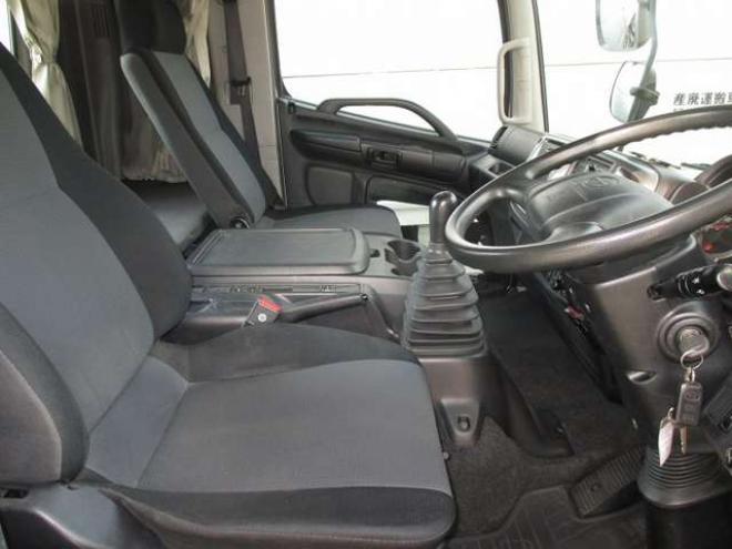 レンジャーキャブ付シャーシ　TKG-FD9JGAA　 2WD 5120