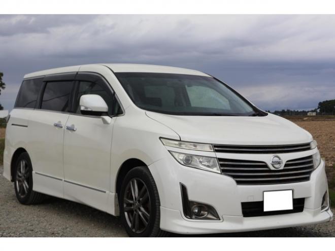 エルグランド2.5 250ハイウェイスター アーバンクロム 4WD　検R9/9　両側電動スライドドア　ETC　バックカメラ　自社　ローンカノウ 2500