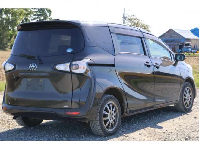 シエンタ1.5 X 4WD　検二年　片側電動スライドドア　バックモニター　自社　ローンカノウ 1500