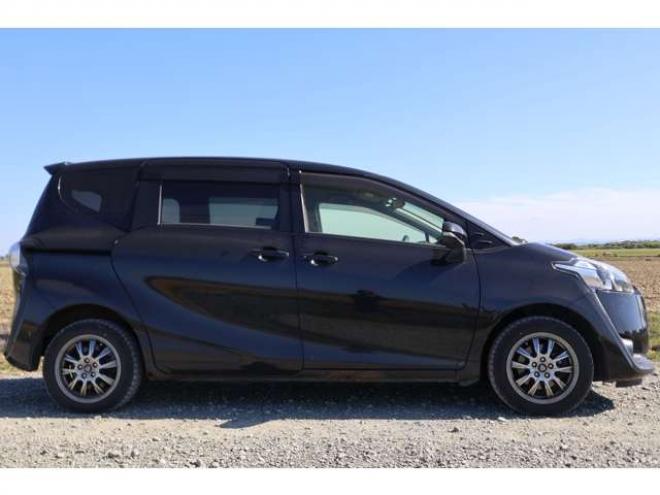 シエンタ1.5 X 4WD　検二年　片側電動スライドドア　バックモニター　自社　ローンカノウ 1500
