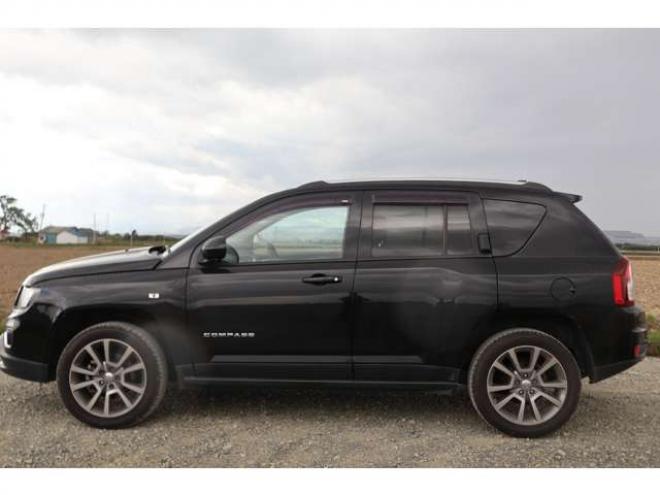 コンパスリミテッド 4WD　検R9/11　ETC　バックカメラ 正規輸入車 2400