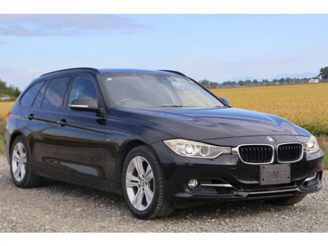 BMW3シリーズツーリング 320i xドライブ 4WD　検二年　バックモニター　パドルシフト　ETC　パワーバックドア 正規輸入車 2000