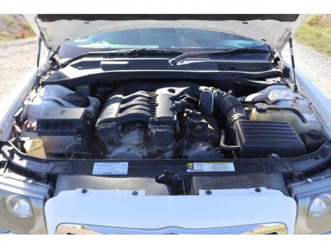 クライスラー300C 3.5　検R9/10　Bluetooth　シートヒーター　レザーシート　ETC 正規輸入車 2WD 3500