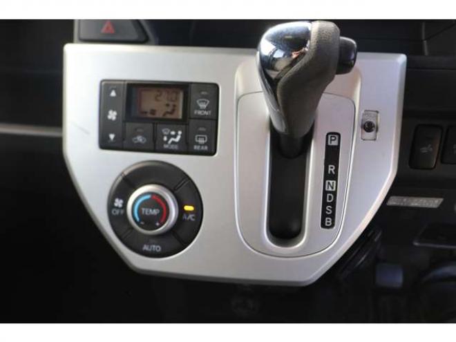 ピクシスメガX SA 4WD　検2年　ワンオーナー　社外ナビ　シートヒーター　フルセグ　自社　ローンカノウ 660