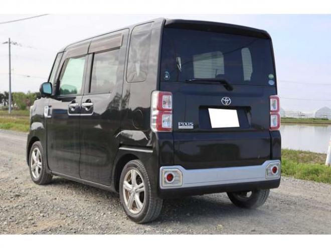 ピクシスメガX SA 4WD　検2年　ワンオーナー　社外ナビ　シートヒーター　フルセグ　自社　ローンカノウ 660