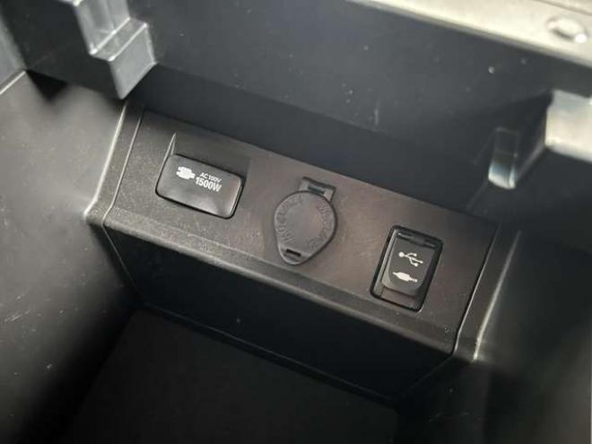 アルファードハイブリッド 2.5 エグゼクティブ ラウンジ E-Four 4WD　法定12ヵ月点検整備付・モデリスタエアロ・純正ナビ・純正リアモニター・パノラミックビューモニター・デジタルインナーミラー・ベンチレーションシート・純正エンジンスターター・寒冷地仕様車 2500