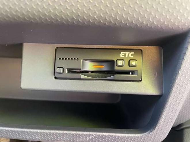 ハスラーXターボ 4WD　1年保証/Bluetooth/ナビ・TV/バックカメラ/前後ドライブレコーダー/ビルトインETC/キー2本/HIDヘッドライト/シートヒーター/2トーンカラー/純正15インチアルミホイール/車検令和9年8月/法定整備/修復歴無し 660