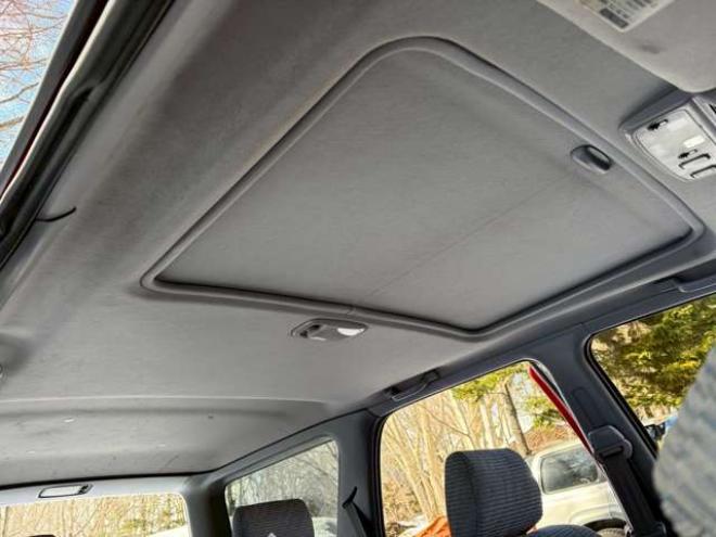 ハイラックスサーフ2.7 SSR-X 4WD　リフトアップ　全塗装済レッド　社外ナビ　ETC　パワステ　パワーウィンドウ　ABS　キーレスエントリー　ルーフレール　サンルーフ 2700