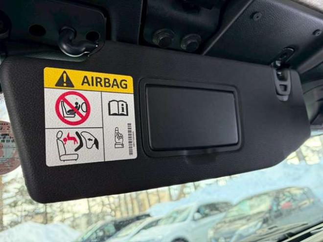 ラングラーアンリミテッド サハラ 3.6L 4WD　グラナイトグレー　エアコン　クルコン　パワステ　パワーウィンドウ　フロントカメラ　バックカメラ　キーレスエントリー　アルミホイール　ABS　横滑り防止装置　盗難防止装置　フルセグTV 正規輸入車 3600