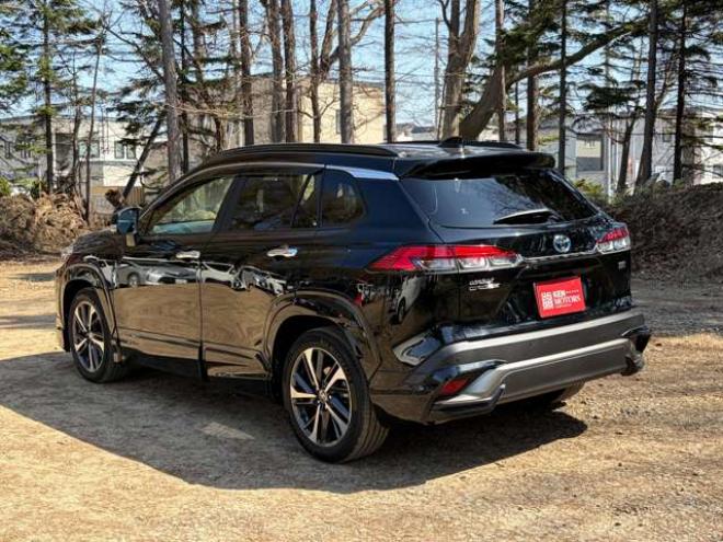 カローラクロス1.8 ハイブリッド Z E-Four 4WD　モデリスタエアロ　電動シート　電動リアゲート　バックカメラ　ETC　フルセグTV　パワステ　パワーウィンドウ　ABS　クルーズコントロール　アルミホイール　盗難防止装置　横滑り防止装置　ルーフレール 1800