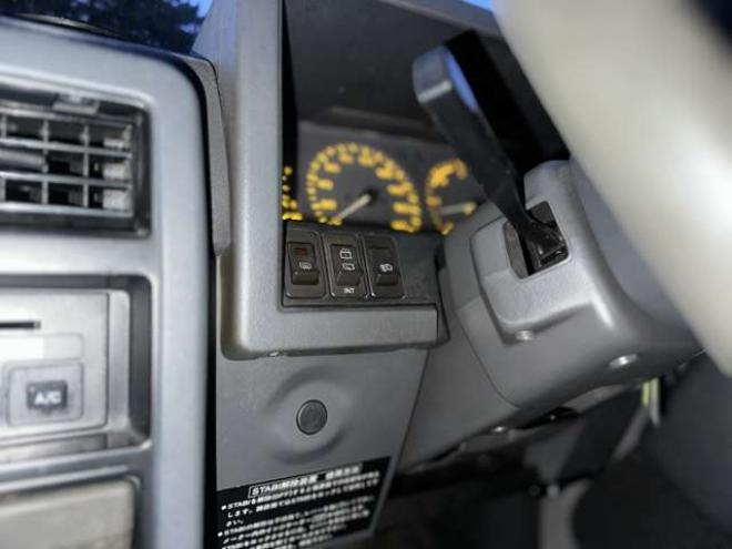 サファリ4.2 エクストラハイルーフグランロード ディーゼル 4WD　ハイルーフ　パワステ　パワーウィンドウ　社外アルミホイール　マッドフラップ 4200