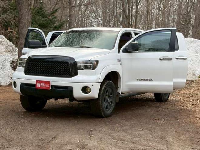 タンドラクルーマックス SR5 5.7 V8 4WD　 5700