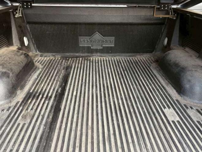 タンドラクルーマックス SR5 5.7 V8 4WD　 5700