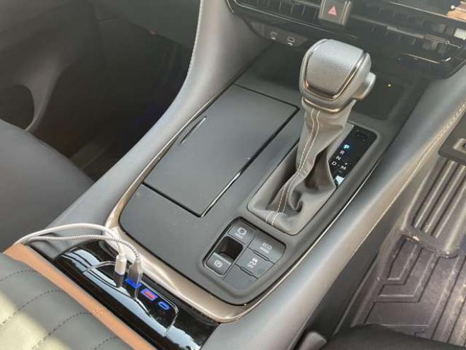 アルファード2.5 Z 4WD　寒冷地/モデリスタフルエアロ/メッキパーツ/クレンツェ20インチ/パノラミックビュー/デジタルインナーミラー/ETC2.0/電動リアゲート/走行TV可/フリップダウンモニター/BSM/　前後ドラレコ(360度)シグネイチャー 2500