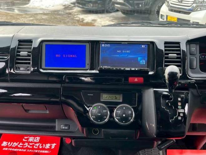 ハイエース2.7 GL ロング ミドルルーフ 4WD　10人乗り　パワステ　パワーウィンドウ　エアコン　社外ナビ　後席モニター　キーレスエントリー　片側スライドドア　盗難防止装置　フロントモデリスタ 2700