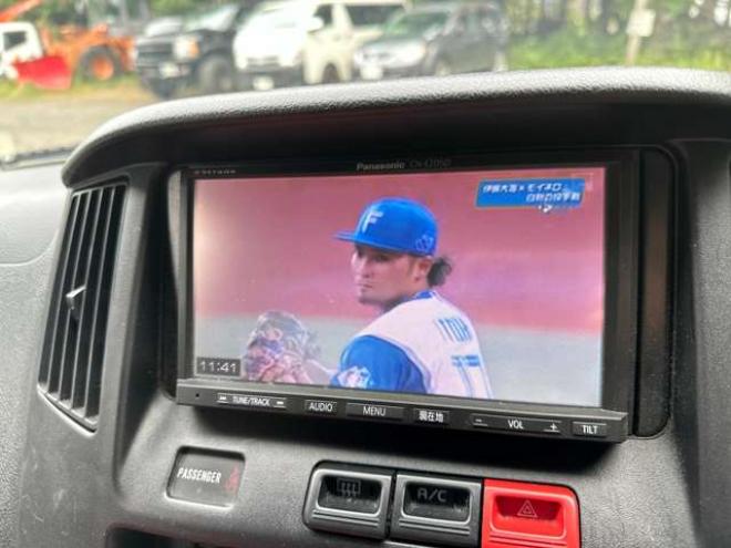 タウンエースバン1.5 GL 4WD　ベージュツートン全塗装済　ストラーダナビTV　バックカメラ　LEDヘッドライト　純正デフロック　リアヒーター　寒冷地仕様　ブラウンレザー調シートカバー　ルーフラック 1500