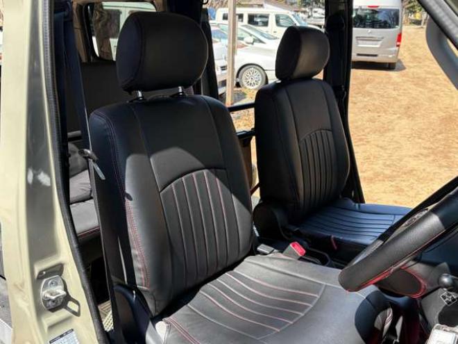 タウンエースバン1.5 GL 4WD　バックカメラ　エアコン　ドライブレコーダー　ETC　パワステ　パワーウィンドウ　ABS　キーレスエントリー　ベッドキット　寒冷地仕様　全塗装済 1500