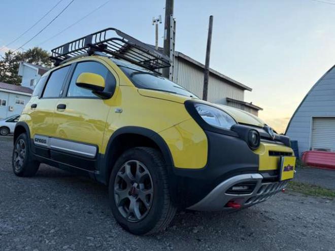 フィアットパンダ クロス 4×4 4WD　 正規輸入車 900