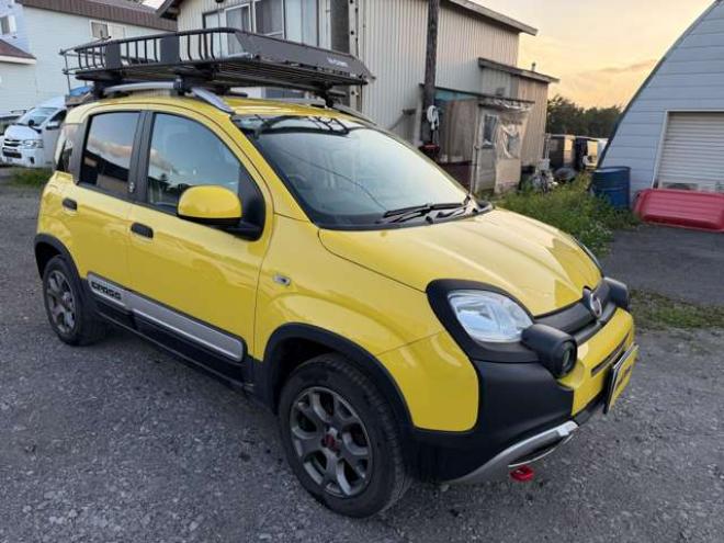 フィアットパンダ クロス 4×4 4WD　 正規輸入車 900