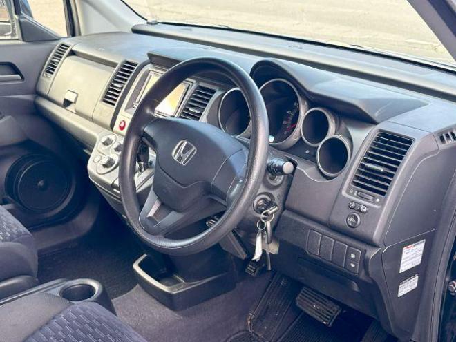 クロスロード2.0 20X HIDエディション 4WD　ローンが不安な方＜優遇ローン＞　本州仕入　社外ナビ　HID　キーレス 4WD 2000 5Dr