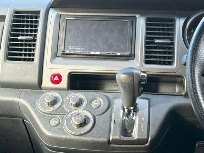 クロスロード2.0 20X HIDエディション 4WD　ローンが不安な方＜優遇ローン＞　本州仕入　社外ナビ　HID　キーレス 4WD 2000 5Dr