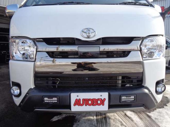 レジアスエース2.8 スーパーGL ダークプライムII ロングボディ ディーゼルターボ 4WD　ワンオーナー　TRDフロントスポイラー　TRD　TF7Aアルミホイール　両側パワースライドドア　リアヒーター　純正ナビ　フルセグ　Bluetooth　レーダーブレーキ　荷室ダウンライト　車線逸脱警報 2800