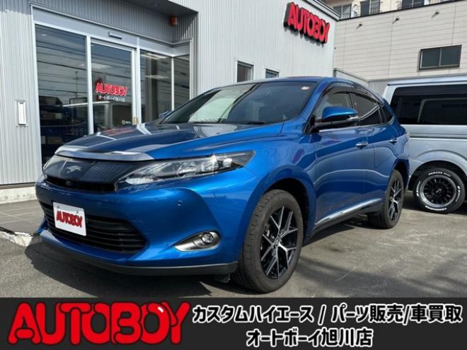 ハリアー2.0 プレミアム アドバンストパッケージ スタイルアッシュ 4WD　前席パワーシート ハーフレザーシート JBLスピーカー パワーバックドア ステアリングスイッチ クルコン オートハイビーム 横滑り防止 車線逸脱防止 シートメモリー 純正9インチナビ　Bluetooth 純正エンスタ ISOFIX 2000