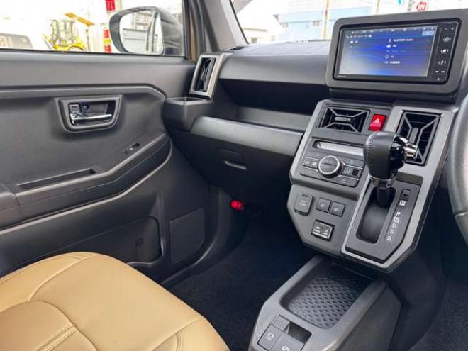 タフトGターボ クロム ベンチャー 4WD　スマートアシストプッシュスタート　エンジンスターター　純正オプションナビ　Bluetooth シートヒーター　追従クルコン　クラッツィオシートカバー　サンルーフ　ドライブレコーダー　新品ジオランダーマッドタイヤ 660