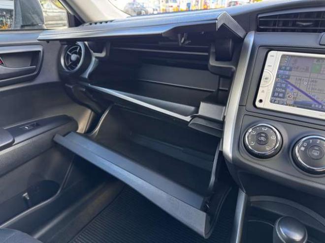 カローラフィールダー1.5 X  ビジネスパッケージ 4WD　キーレス・メモリーナビ・Bluetooth・横滑り防止・ワイパーデザイアー・ETC 1500