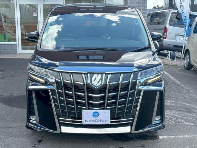 アルファードハイブリッドハイブリッド2.5SR 4WD　ローンが不安な方＜優遇ローン＞　寒冷地仕様　純正ワイドナビ　後席モニター　黒革シート 4WD 2500 5Dr