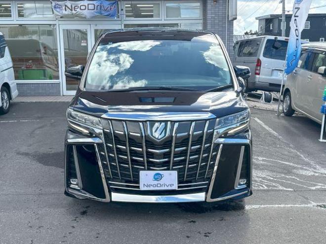 アルファードハイブリッドハイブリッド2.5SR 4WD　ローンが不安な方＜優遇ローン＞　寒冷地仕様　純正ワイドナビ　後席モニター　黒革シート 4WD 2500 5Dr