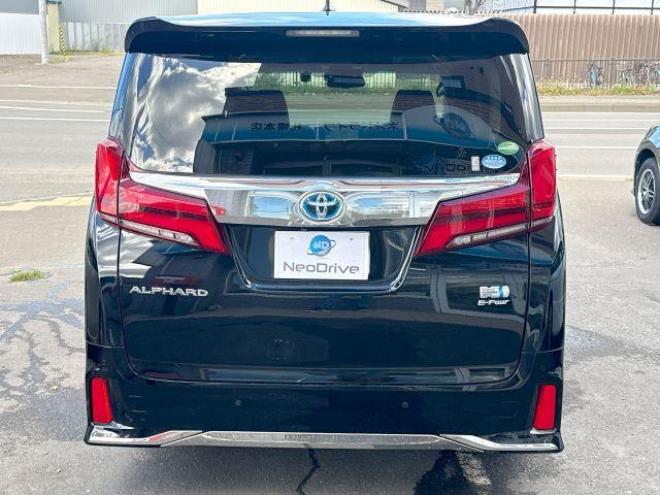 アルファードハイブリッドハイブリッド2.5SR 4WD　ローンが不安な方＜優遇ローン＞　寒冷地仕様　純正ワイドナビ　後席モニター　黒革シート 4WD 2500 5Dr
