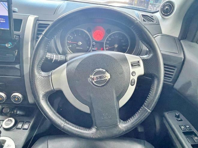 エクストレイル20Xtt 4WD 5年保証 自社認証工場 車検整備2年付 ナビTV Bカメ ETC 修復歴無 寒冷地仕様 禁煙 4WD 1997