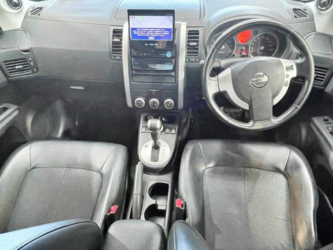エクストレイル20Xtt 4WD 5年保証 自社認証工場 車検整備2年付 ナビTV Bカメ ETC 修復歴無 寒冷地仕様 禁煙 4WD 1997