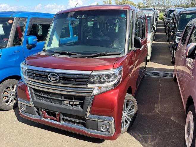 タントカスタムRSトップエディションSAIII 4WD 660 5Dr