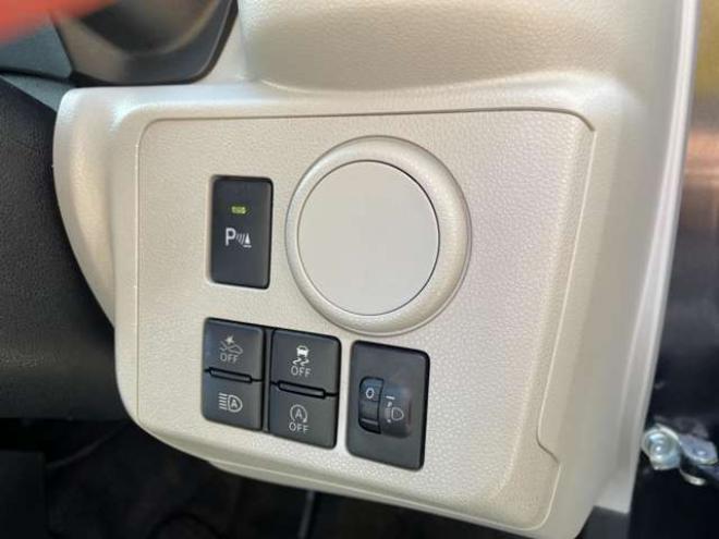 ピクシスエポックX SAIII 4WD　1年保証/Bluetooth/ナビ・フルセグTV/バックカメラ/コーナーセンサー/エンジンスターター/キーレス/LEDヘッドライト/LEDフォグライト/アルミホイール付き夏タイヤ装着/冬タイヤ付き/車検整備2年付/法定整備/修復歴無 660