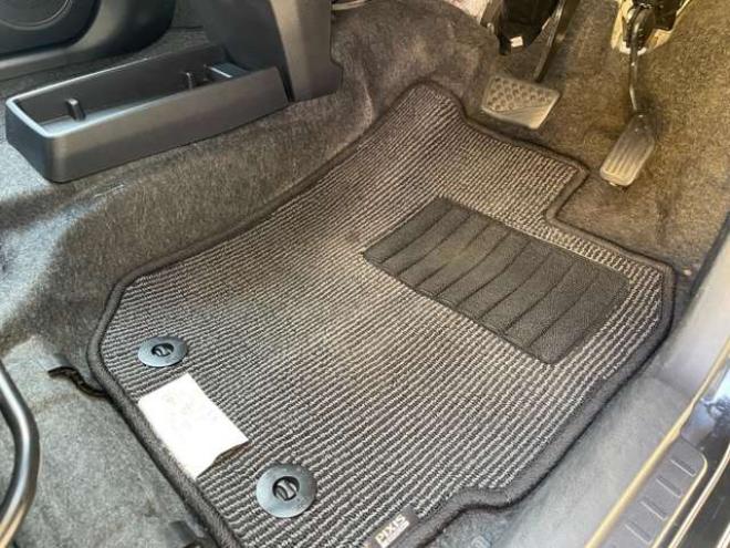 ピクシスエポックX SAIII 4WD　1年保証/Bluetooth/ナビ・フルセグTV/バックカメラ/コーナーセンサー/エンジンスターター/キーレス/LEDヘッドライト/LEDフォグライト/アルミホイール付き夏タイヤ装着/冬タイヤ付き/車検整備2年付/法定整備/修復歴無 660