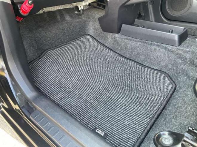 ピクシスエポックX SAIII 4WD　1年保証/Bluetooth/ナビ・フルセグTV/バックカメラ/コーナーセンサー/エンジンスターター/キーレス/LEDヘッドライト/LEDフォグライト/アルミホイール付き夏タイヤ装着/冬タイヤ付き/車検整備2年付/法定整備/修復歴無 660