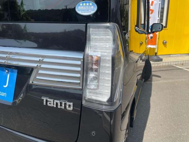 タントカスタム RS トップエディション SAII 4WD　後期型/1年保証/Bluetooth/ナビ・フルセグTV/バックカメラ/エンジンスターター/純正15インチアルミホイール/アルミホイール付き冬タイヤ付き/ハーフレザーシート/LEDフォグライト/車検整備2年付/法定整備/修復歴無し 660