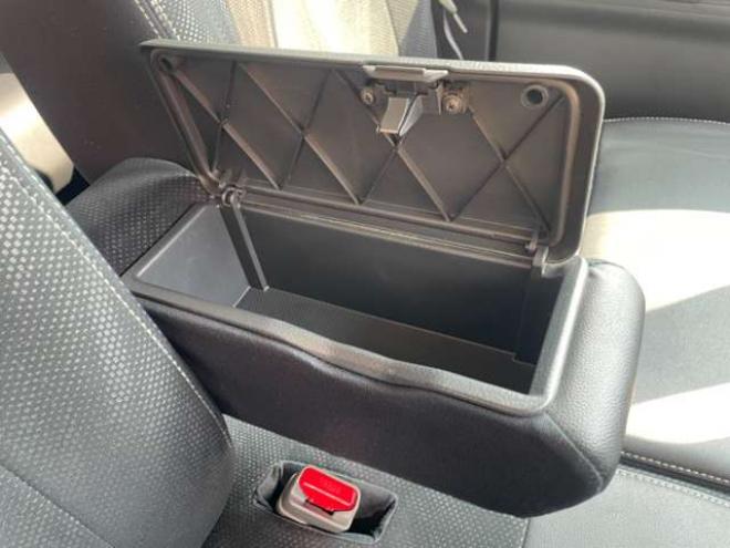 タントカスタム RS トップエディション SAII 4WD　後期型/1年保証/Bluetooth/ナビ・フルセグTV/バックカメラ/エンジンスターター/純正15インチアルミホイール/アルミホイール付き冬タイヤ付き/ハーフレザーシート/LEDフォグライト/車検整備2年付/法定整備/修復歴無し 660