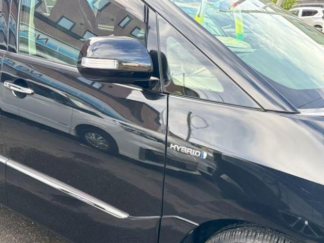 エスティマハイブリッドハイブリッド2.4アエラス レザーPKG 4WD　ローンが不安な方＜優遇ローン＞　本州仕入　純正ナビTV　後席モニター　両側パワースライド　電動リアゲート 4WD 2400 5Dr