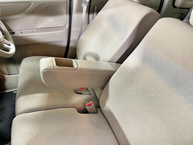 N-BOX+Ｇ・Ｌパッケージ 4WD 5年保証 自社認証工場 車検整備2年付 スマキー ナビ 福祉車両 車椅子 修復歴無 寒冷地仕様 禁煙 4WD 660